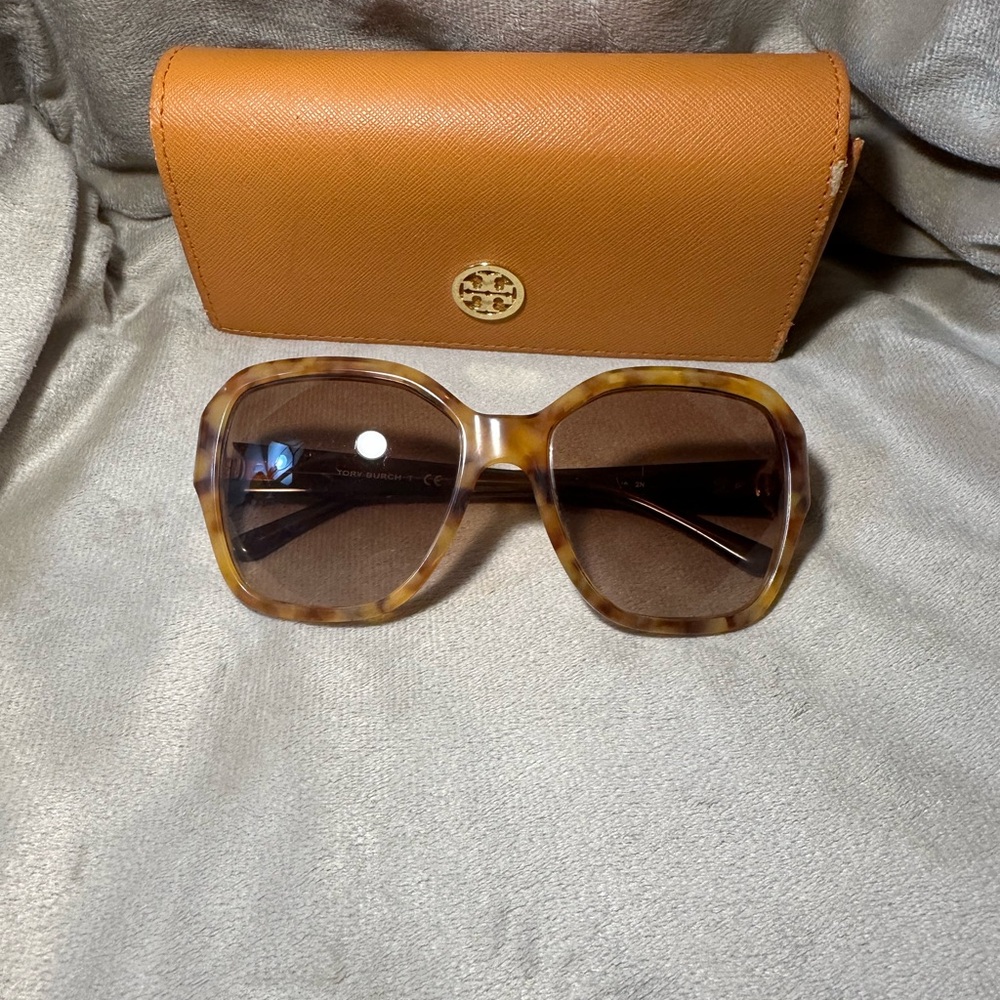 Tory Burch Tortoise Shell Sunglasses with Case